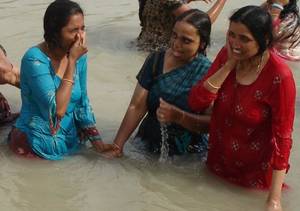 Desi Aunt Wet Panties Porn - Result of Desi Girls Aunties