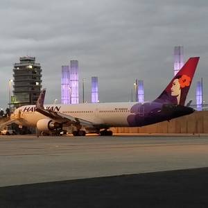 Hawaiian Airlines Porn - Love Hawaiian Airlines,,the number #1 airlines for the Hawaiian Islands! | Hawaiian  Airlines | Pinterest | Hawaiian airlines and Hawaiian islands