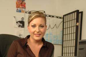 naughty office avy scott - 