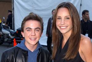 Amanda Bynes Jennie Garth Porn - Amanda Bynes: Biography, Nickelodeon Star, Actress