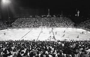 Nhl Ice Girls Interracial Porn - Stadium Series: Inside NHL's first foray into outdoor game in 1991