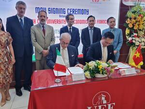 Kaley Cuoco Handjob Porn - UniversitÃ  dell'Insubria e University del Vietnam in collaborazione -  varesepress.info