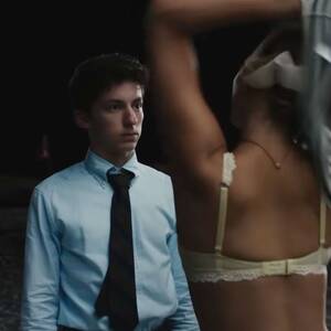 Jennifer Lawrence Hardcore Porn - Jennifer Lawrence's Naked Fight Scene in 'No Hard Feelings'