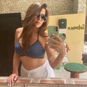 Imogen Thomas Porn - INSTA - Imogen Thomas wears bikini top - 4.4.2022 | Phun.org Forum