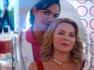 Lesbian Cheerleaders Kissing Non Nudes - 53 LGBTQIA+ Movies & TV Shows To Watch Now | Glamour UK