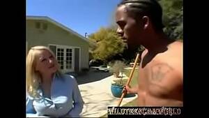 Black White Granny Porn - black fuck granny - XVIDEOS.COM