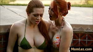 Lesbian Porn Mom Pool - Milf seduces own daugther-in-law - XVIDEOS.COM