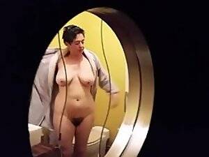 Caught Friends Mom Porn - Accidentally caught friend's mother nude - Voyeur Videos