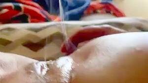 Homemade Amateur Orgasm - Homemade amateur orgasms XXX video on Area51.porn