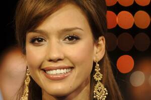 jessica alba pregnant nude - The Body & Soul of Jessica Alba