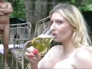 Girls Drinking Pee Videos - Girl piss drinking - tube.asexstories.com