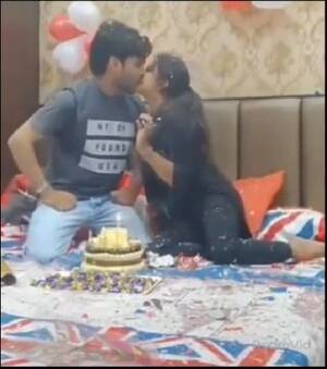 birthday party sex - Surprise sex on girlfriend's birthday - XXX Indian videos