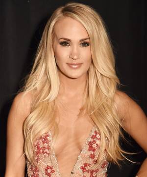 Carrie Underwood Sex Tape Porn - Comprehensive Timeline Of Carrie Underwood Scar Injury