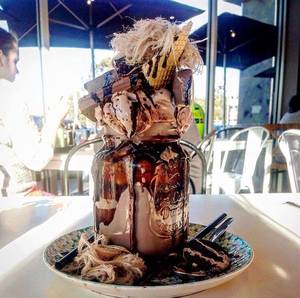 Ebony Food Porn - Saved by Ebony From Caroline Ballard & -follow your girl @itsyourgirlkiki  for more popin. Unicorn MilkshakeFood PornIce ...