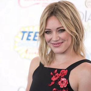 Hilary Duff Porn With Captions - Celebrity naked photo scandal: Hilary Duff calls FBI after 'FAKE' nude  snaps leaked online - Irish Mirror Online
