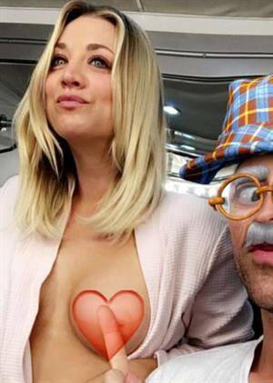 kaley cuoco topless beach boobs - Kaley Cuoco Nude - 22 Pictures: Rating 8.51/10