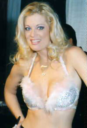 brooke hunter - Brooke Hunter - Pornopedia