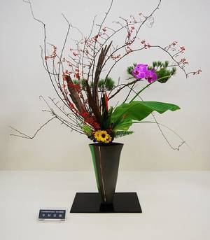 japanese nude ikebana - ikebana | Ikebana Ikenobo, rikka style with orchids and a banana leaf |  Flickr .