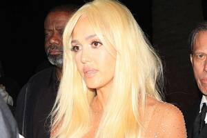 jessica alba sex - Jessica Alba Dons Nude Bodysuit to Channel Britney Spears for Halloween