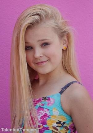 Jojo Siwa Naked Xxx - NEW JOJO SIWA PICTURES! Her photoshoot with Kimber has just been released!  FOLLOW: