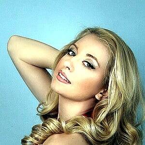 Millie Weaver Porn - Millie Weaver - Free pics, galleries & more at Babepedia