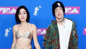 Noah Cyrus Porn - Lil Xan Is Claiming His Relationship With Noah Cyrus Was a PR Stunt by  Columbia Records | Teen Vogue