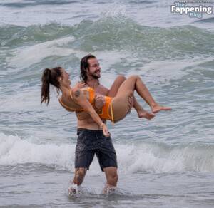 new zealand beach video sex - Summer New Zealand Porn Enjoyed Three Some Sexy Tits Asian Leaks Beach The  Sun Some Sex Sexy Bikini