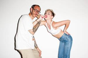 miley cyrus tranny fucking guy - Miley Cyrus Visits Terry Richardson's Studio | Hypebeast