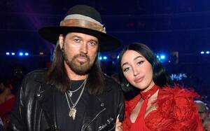 Miley Cyrus Billy Ray Cyrus Have Sex - Noah Cyrus Reveals Advice Dad Billy Ray Gave Her Before Recovery for  Addiction
