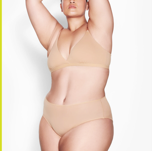 flat chested tiny teen - 10 Best Bras for Small Bust â€” Best Bras for Small Boobs