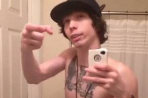 Gay Iowa Porn - How A Gay Porn Star And Rapper Became Vine Famous And Then Liveblogged His  Arrest On Facebook