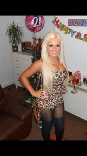 like a whore shemale - Robert shemale fox yiff Classic tranny porn galleries