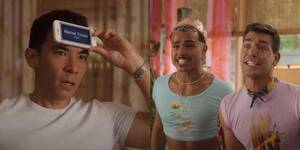 Marisa Tomei Hardcore Porn - Watch 'Fire Island' Stars Serve Their Best Marisa Tomei in New Clip