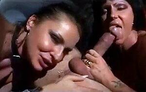 Italian Threesome - Italian milf threesome - SEXTVX.COM