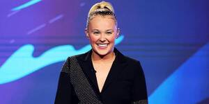 Jojo Siwa Naked Xxx - JoJo Siwa Says She 'Got Used for Views' In Angry New Video