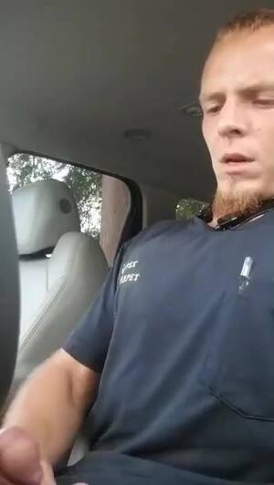 car cum - Public car cum fountain from str8 dude on a lunch break - ThisVid.com