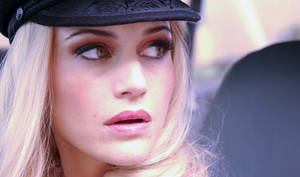 Carla Gugino Watchmen Sex Scene - Q&A â€“ Carla Gugino on Portraying a Pregnant Porn Star for <em>Women in