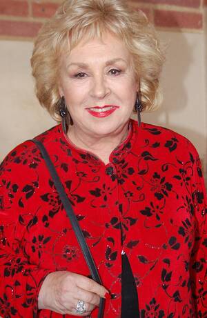 Doris Roberts Porn - Doris Roberts - Wikipedia, la enciclopedia libre