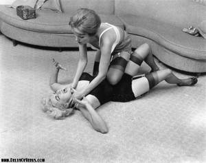 erotic vintage catfights - vintage-erotica-retro-catfight-stockings-bdsm-1080x853.jpg (