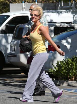 Britney Pussy Slip Spear Sex Tape - This Is What Taylor Swift Looks Like AFTER THE GYM