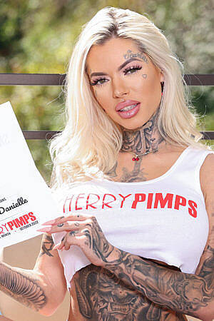 Blue Eyed Blonde Porn Tattoos - Tattoos Models and Pornstars Galleries