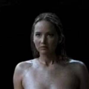 Jennifer Lawrence Leaked Nude Pussy - Jennifer Lawrence body slams in full-frontal nude fight scene in new  Netflix film - Mirror Online