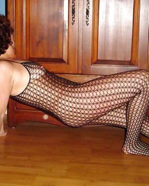 Amateur Fishnet Porn - Brunette amateur in fishnet stockings Porn Pictures, XXX Photos, Sex Images  #1070958 - PICTOA