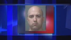 New Bern Porn - Jacksonville man charged for possessing child porn