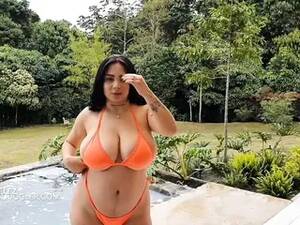 big bouncy boobs wet bikkini - Free Huge Tits Bikini Porn Videos (10,384) - Tubesafari.com