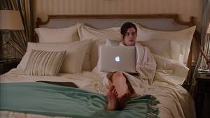 Anne Hathaway Feet Porn - Feet Fetish Time Celebrity Foot on X: \