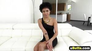 frizzy hair latina cock sucker - Curly Latina teen sucking and fucking - Pornburst.xxx