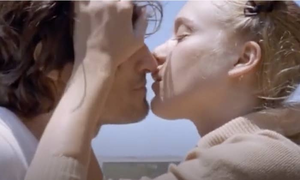 chloe james masturbation - 27 Movie Facts That Are Hard To Believe