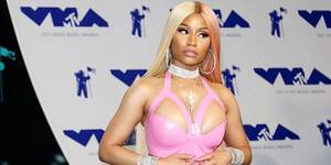 Nicki Minaj Lesbian Sex - A Timeline of Nicki Minaj's Fleeting Bisexuality