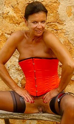 Lady Sarah - Lady Sarah Pornstar Profile - PornZog Free Porn Clips